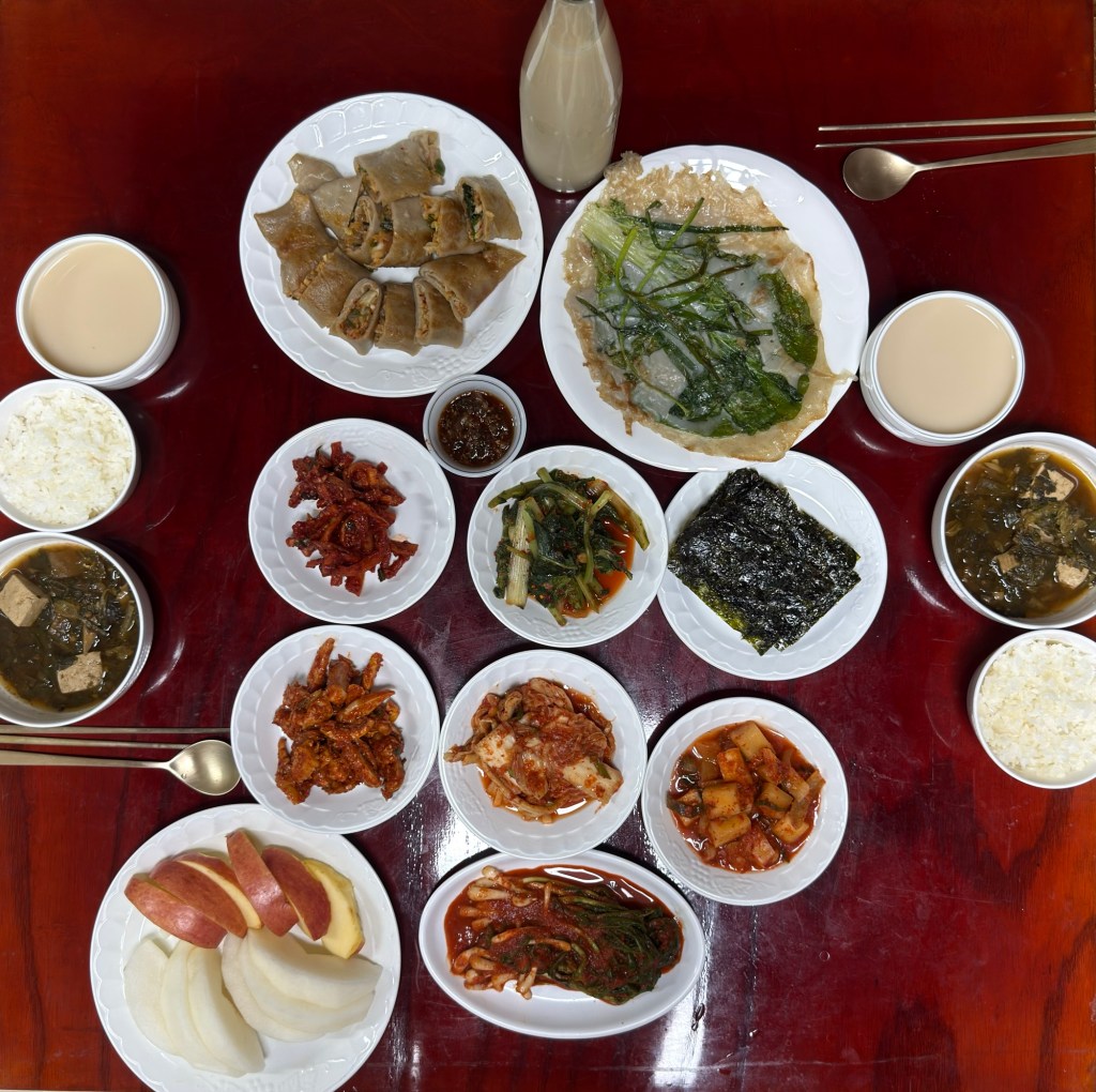 Art de vivre coréen : La table coréenne — Le riz, la soupe et les banchan&nbsp;(반찬)